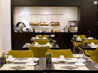 ****  H2C Hotel Napoli Italie