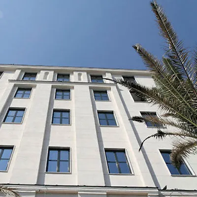 H2C Hotel Napoli 4*, Naples